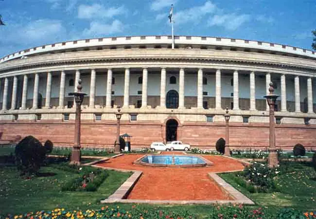 all over india courts case pending details announced union government 